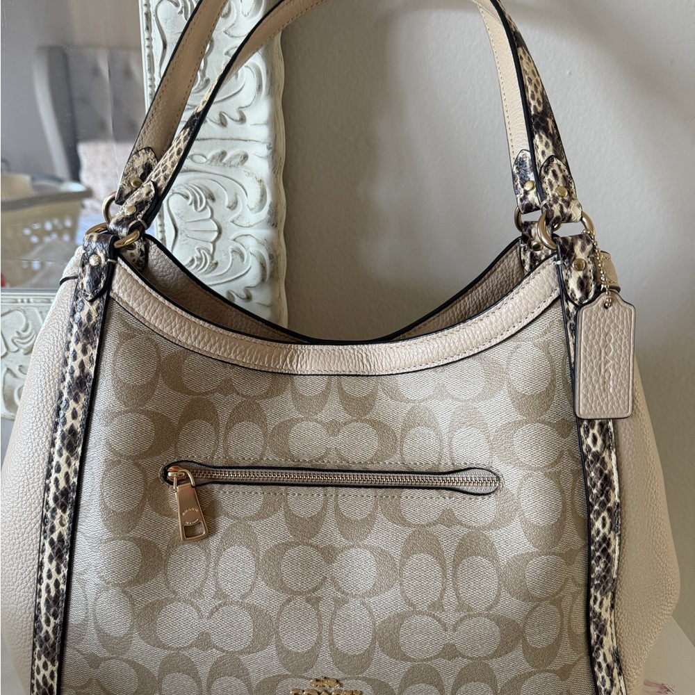 Coach Kristy Shoulder Bag